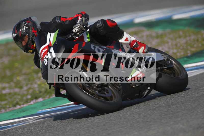 /Archiv-2024/02 29.01.-02.02.2024 Moto Center Thun Jerez/Gruppe gruen-green/641